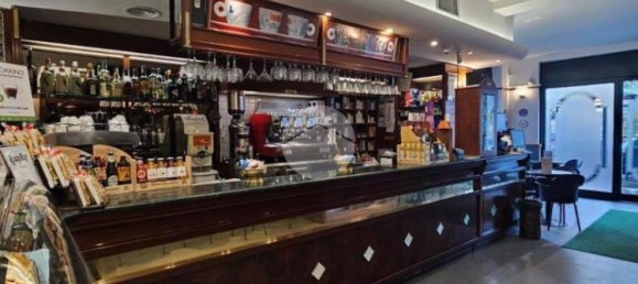 6 chambres Appartement à Rome, Italy No. 179385 9