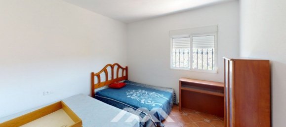 Дом с 18 спальнями в Комарес, Испания № 58096 37