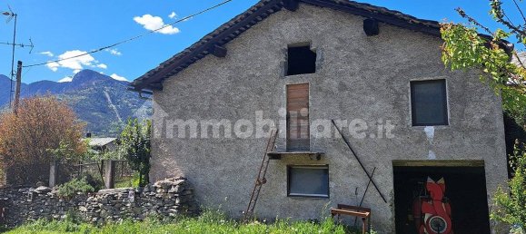 5 rooms House in Saint Pierre, Italy No. 278575 3