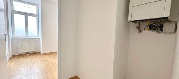 3 rooms Apartment in Hernals, Austria No. 242571 9