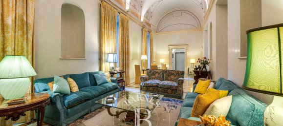 Apartamento T5 em Rome, Italy N.º 390801 8