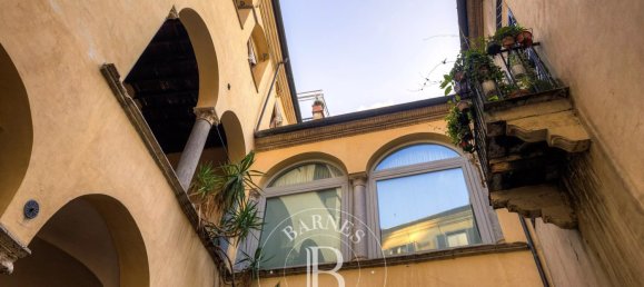 Apartamento T5 em Rome, Italy N.º 390801 33