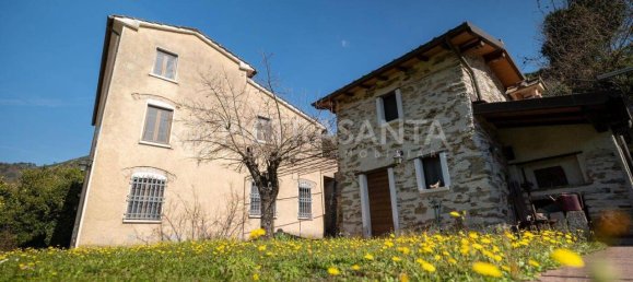 9 rooms House in Pietrasanta, Italy No. 108775 2