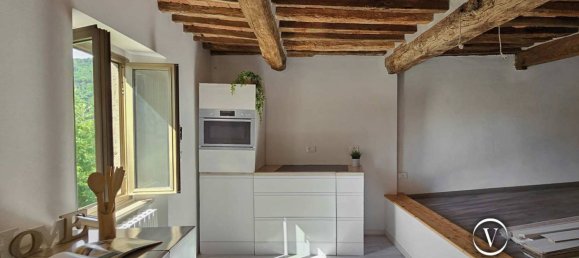 3 bedrooms Apartment in Massa e Cozzile, Italy No. 196629 9