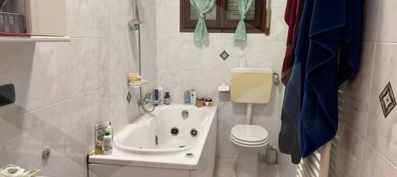 Apartamento de 4 divisões em Fiorano Modenese, Italy N.º 23703 15