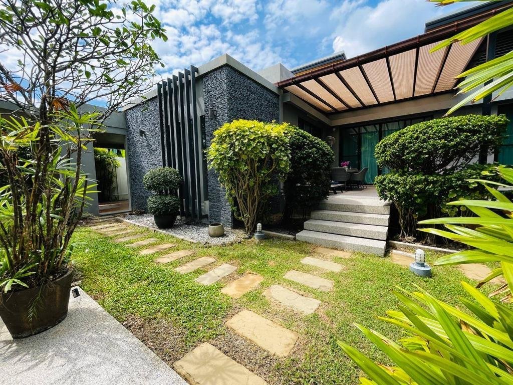 3 chambres house à louer à Nai Harn Beach, Phuket, Southern Thailand, Thailand № 79004