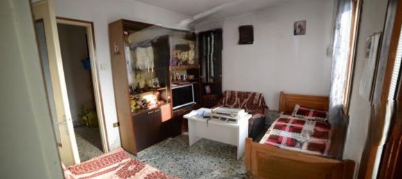 5 rooms House in Cimadolmo, Italy No. 298484 14
