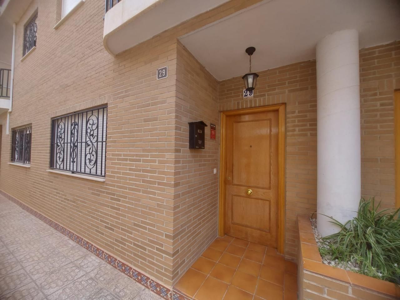 Casa de 3 dormitorios en San Vicente del Raspeig, Spain No. 210482