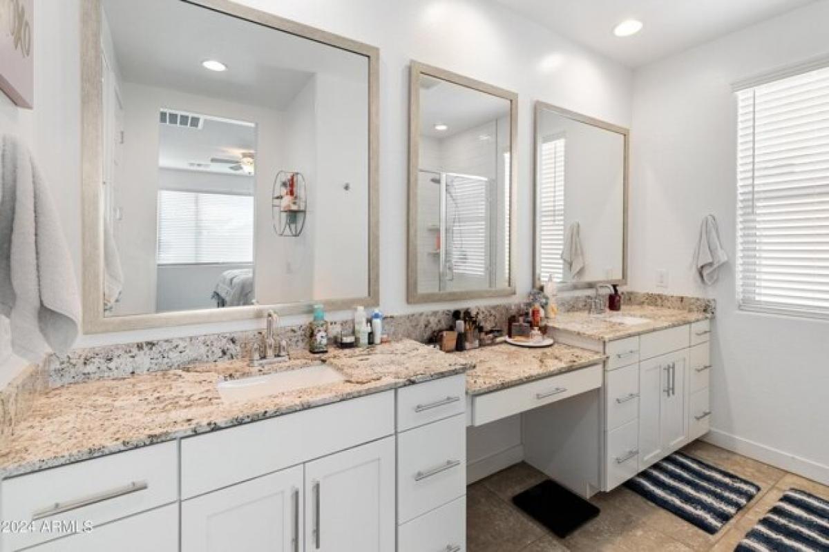 Дом с 4 спальнями в Уодделл, США № 402636