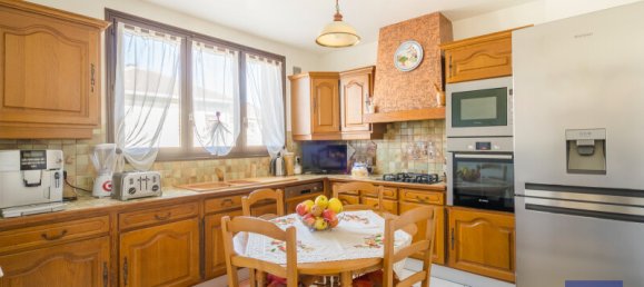 4 bedrooms House in Bondy, France No. 118055 7