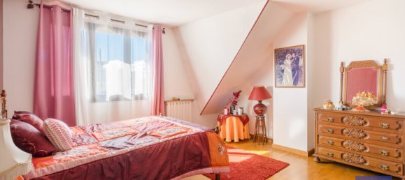 4 bedrooms House in Bondy, France No. 118055 8