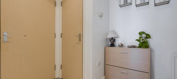 Studio in Feltham, United Kingdom No. 9864 7