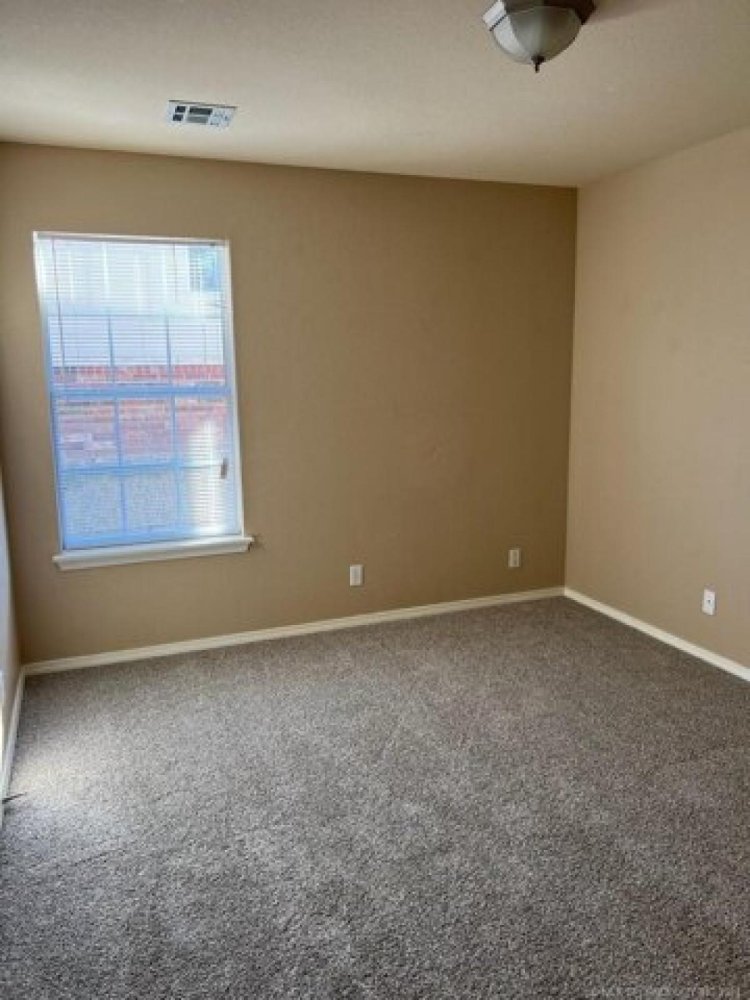 4 bedrooms House in Broken Arrow, USA No. 392214