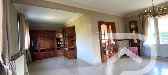 4 Schlafzimmer Haus in Ormoy-Villers, France, Nr. 316108 3