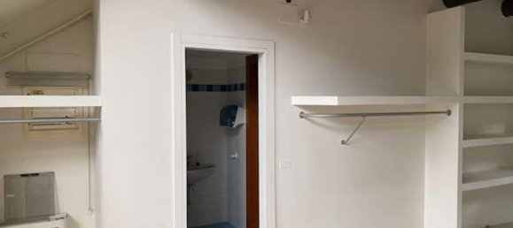 Oficina en Oderzo, Italy 100 m² No. 87249 6