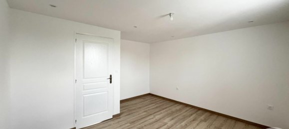 2 bedrooms House in Armentieres, France No. 306565 4