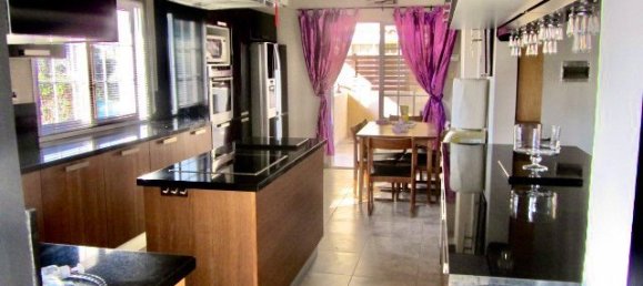 5 bedrooms Villa for rent in Oroklini, Larnaka, Cyprus № 175016 24