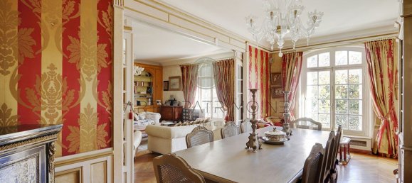 5 bedrooms Apartment in Paris, France No. 113367 4