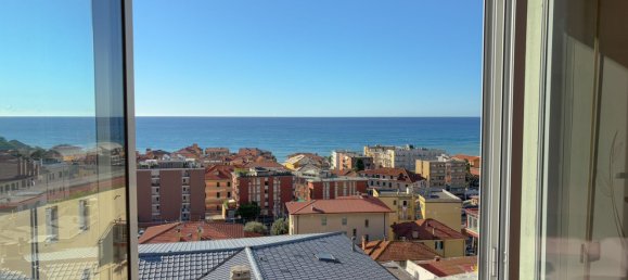 Apartamento de 5 dormitorios en Finale Ligure, Italy No. 363135 3