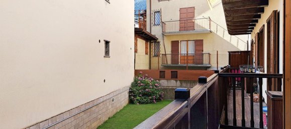 Dúplex de 3 dormitorios en Morgex, Italy No. 334394 10