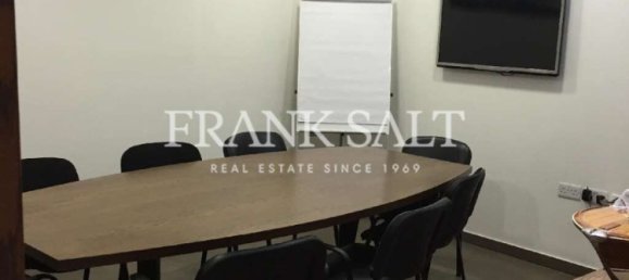 Bureau à Gzira, Malta 280m² No. 11912 4