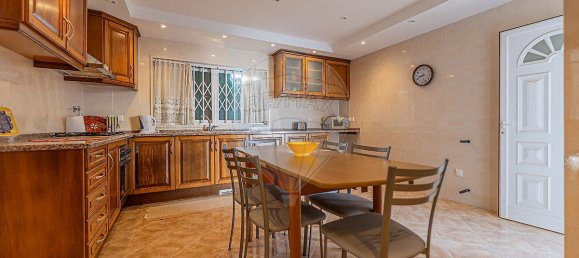 4 غرف نوم منزل في Seixal, Portugal رقم 22537 15