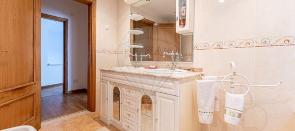 4 غرف نوم منزل في Seixal, Portugal رقم 22537 29