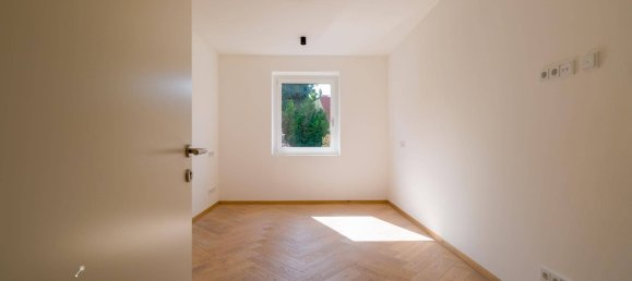 4 Schlafzimmer Wohnung in Linz, Austria, Nr. 194669 9