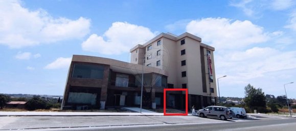 178m² Commercial property in Torres Novas, Portugal No. 65867 2