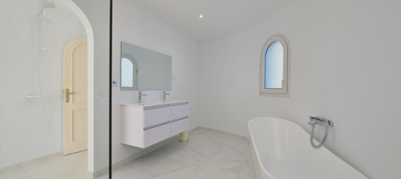 5 Schlafzimmer Villa in Marbella, Spain, Nr. 41789 30