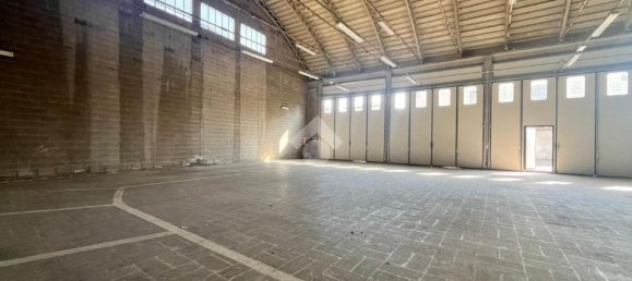  مستودع في Voghera, Italy 600متر مربع رقم 372533 11