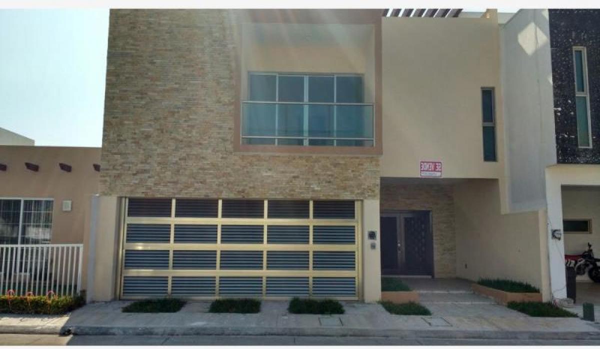 Дом с 4 спальнями в Веракрус, Мексика № 211566