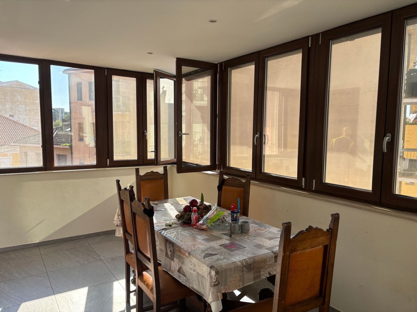 4 bedrooms Apartment in Vigevano, Italy No. 384854