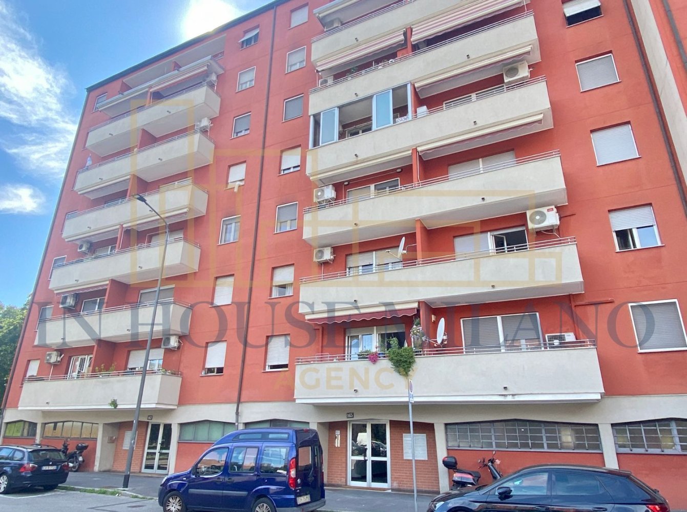 3 Schlafzimmer Wohnung in Milan, Italy, Nr. 366469