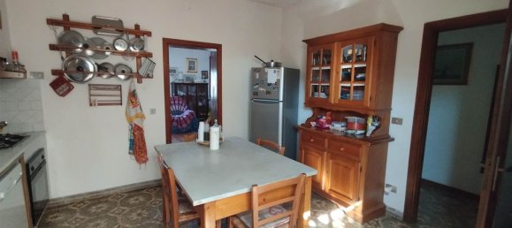 4 chambres Appartement à Livorno, Italy No. 372379 7