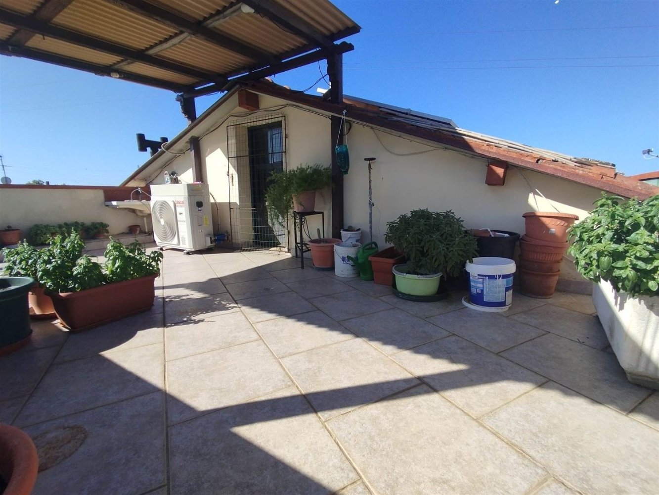 4 chambres Appartement à Livorno, Italy No. 372379