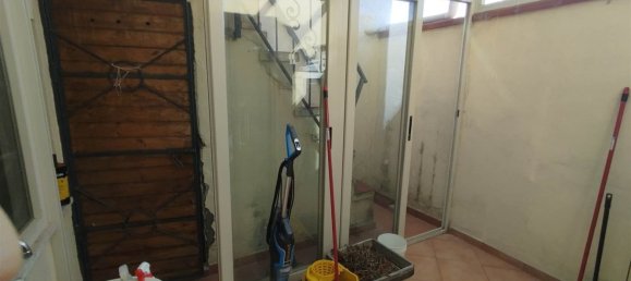 4 chambres Appartement à Livorno, Italy No. 372379 8