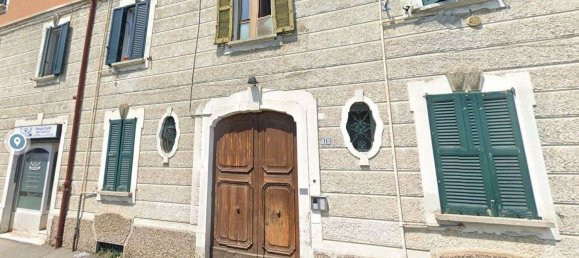 3غرفة شقة في Carnate, Italy رقم 7728 5