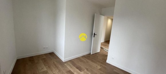 4 chambres Maison à Bourges, France No. 277248 2