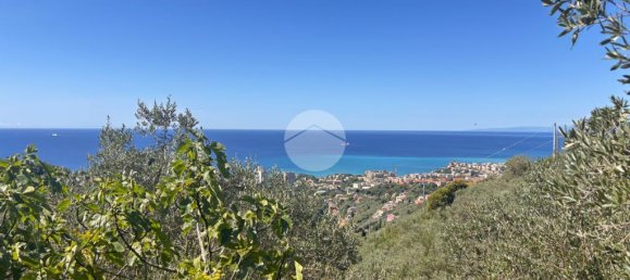 3 bedrooms House in Genoa, Italy No. 287050 12