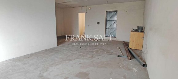 5 chambres Maison de ville à Paola, Malta No. 1910 11