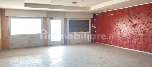 5 rooms Commercial property in Mira, Italy No. 225219 2