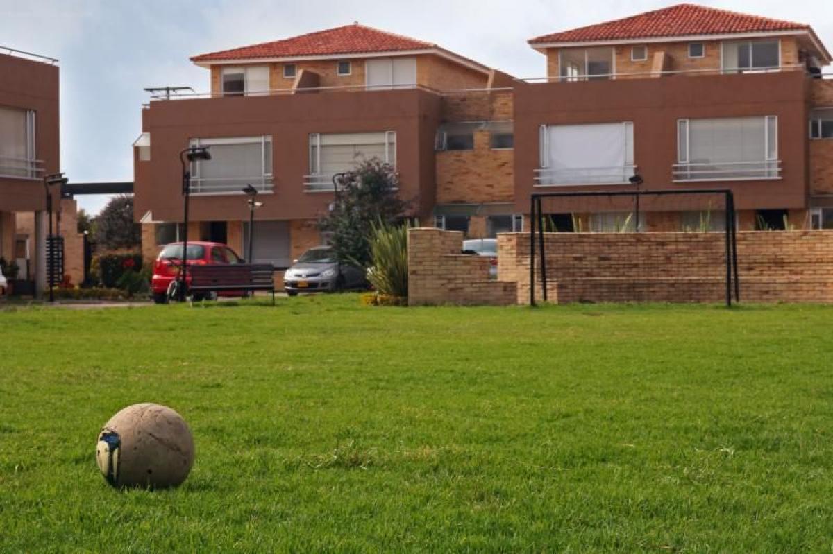 Дом с 3 спальнями в Кундинамарка, Колумбия № 4843