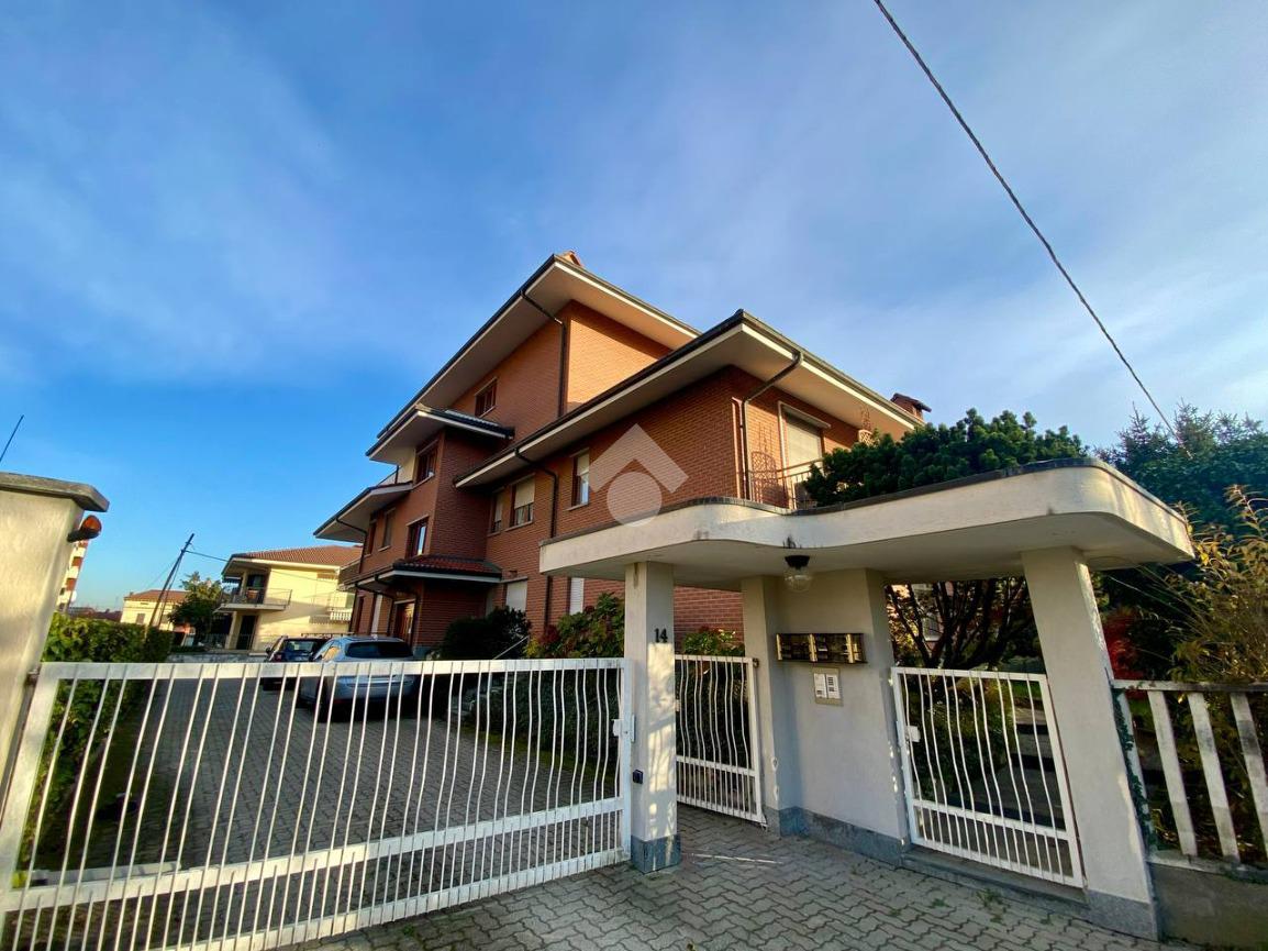 5 rooms Apartment in Castellamonte, Italy No. 25143