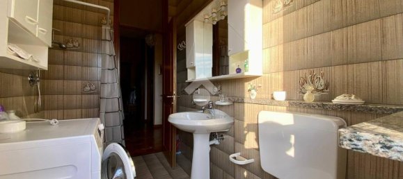 5 rooms Apartment in Castellamonte, Italy No. 25143 28