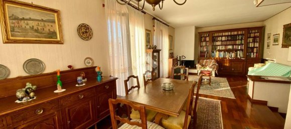 5 rooms Apartment in Castellamonte, Italy No. 25143 4
