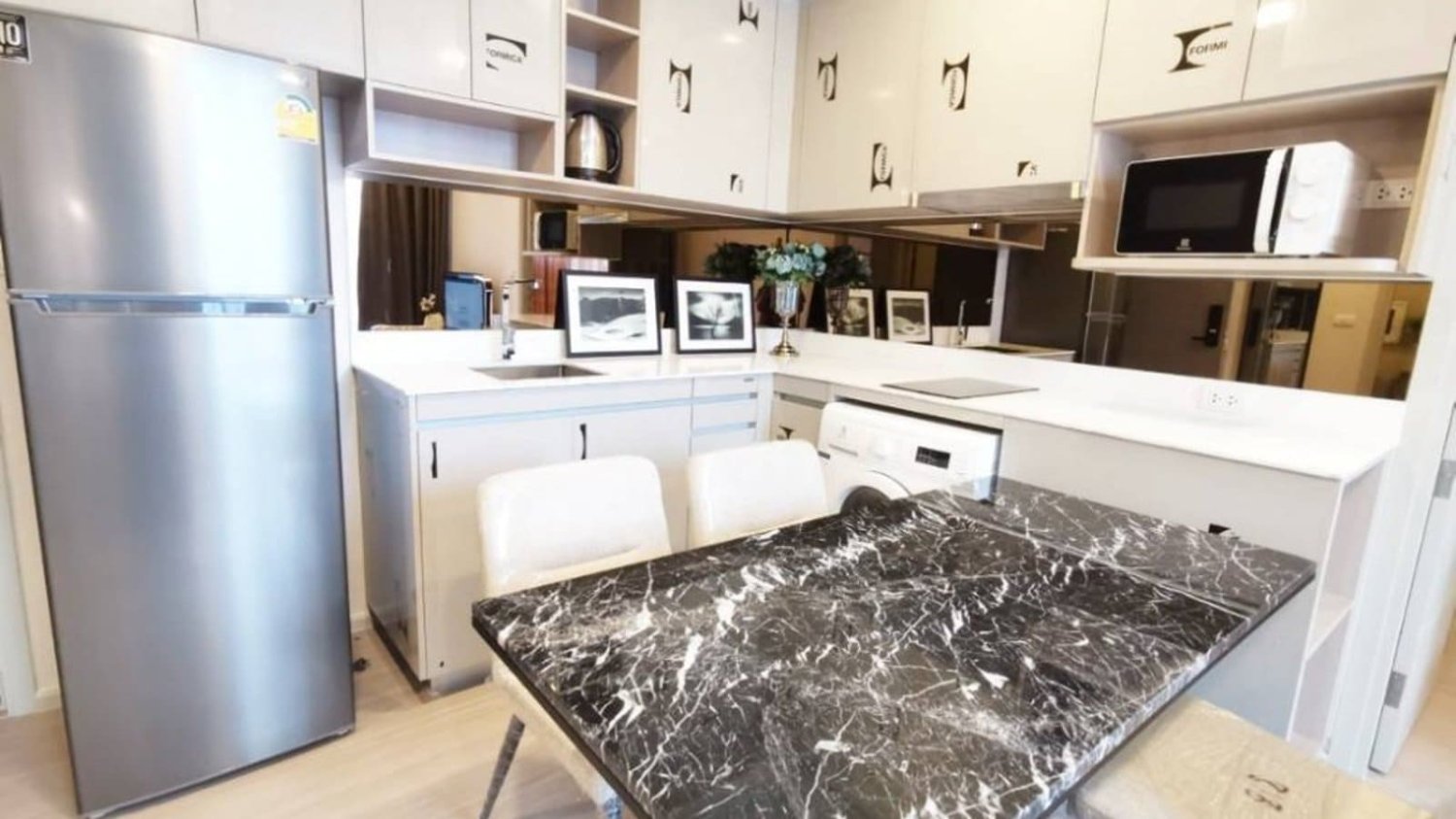 Кондоминиум  с 2 спальнями в Quintara Treehaus Sukhumvit 42, Бангкок, Таиланд № 28454