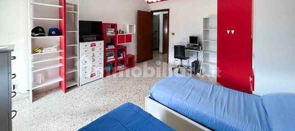 2 Schlafzimmer Wohnung in Palermo, Italy, Nr. 359075 10