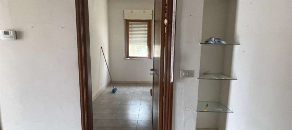 5-salle Appartement à Syracuse, Italy No. 250588 25