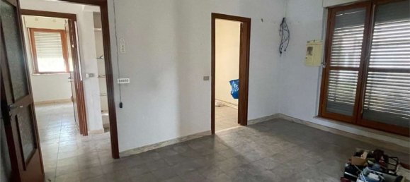 5-salle Appartement à Syracuse, Italy No. 250588 23